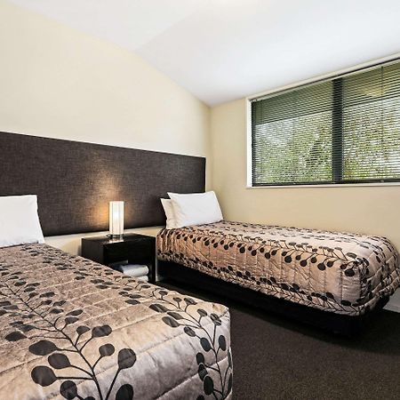 Quality Suites Amore Christchurch Exteriör bild