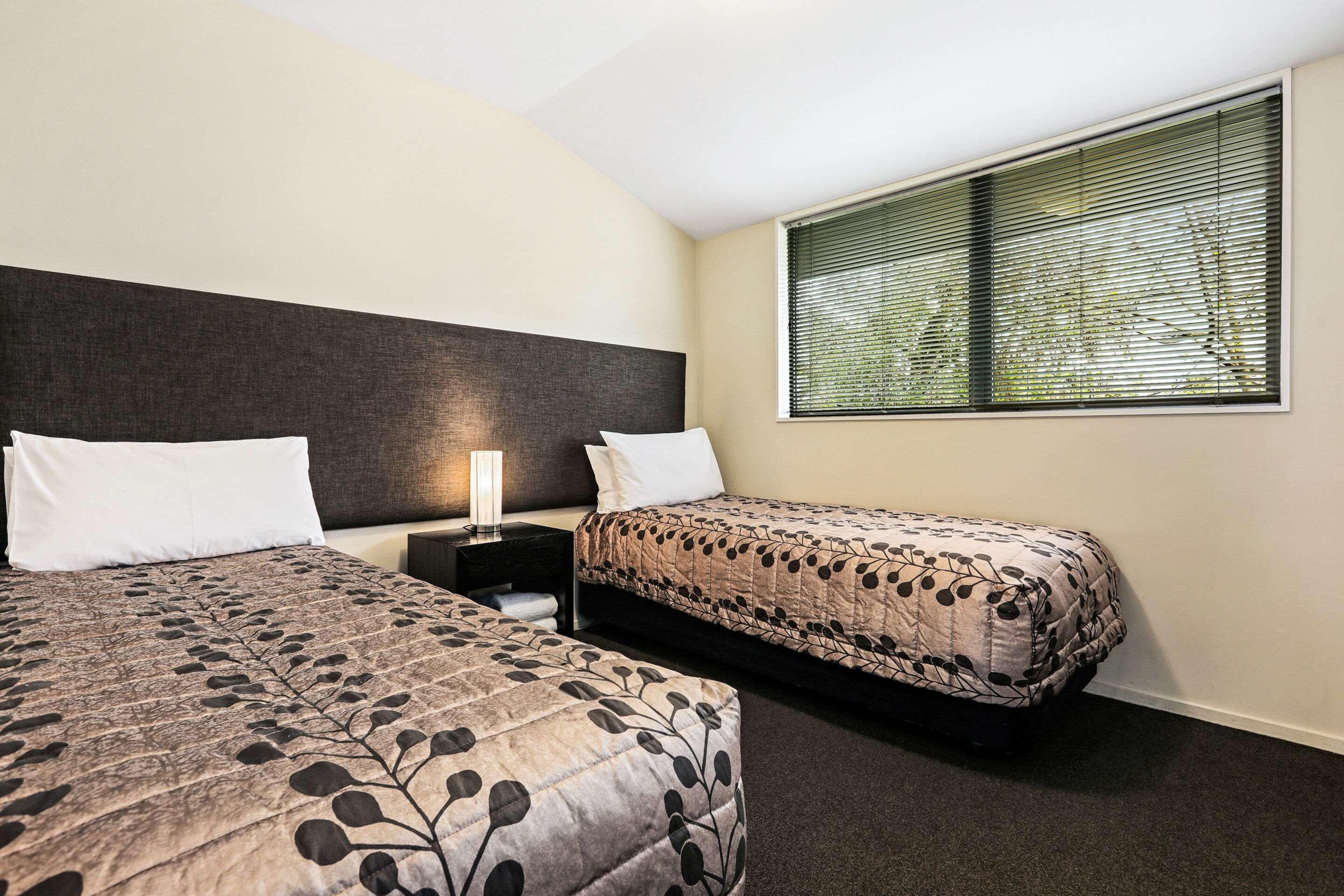 Quality Suites Amore Christchurch Exteriör bild